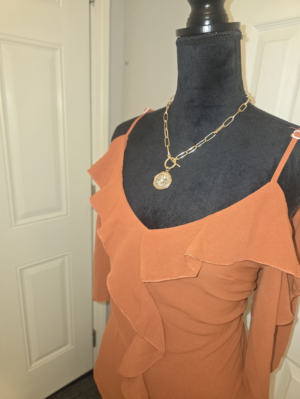 Women's Ruffled Off-Shoulder Top - Rust - Picture 4 of 4
